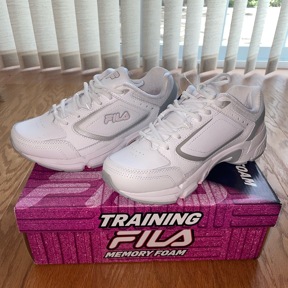 NWT Fila Sneakers